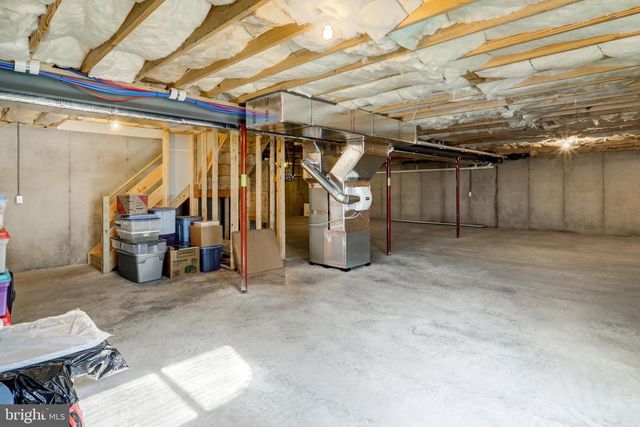 79 PLEASANT RD, Gordonville, PA 17529