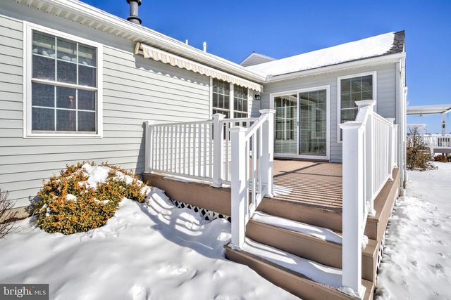 79 PLEASANT RD, Gordonville, PA 17529