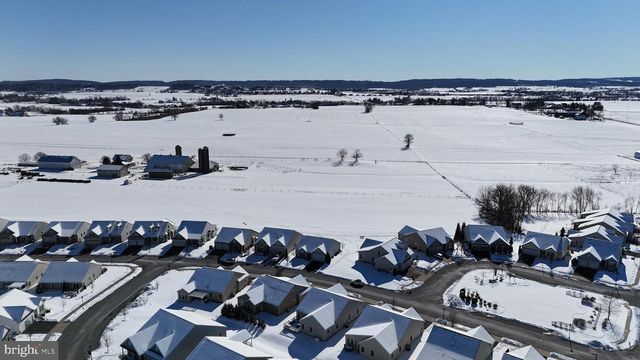 79 PLEASANT RD, Gordonville, PA 17529