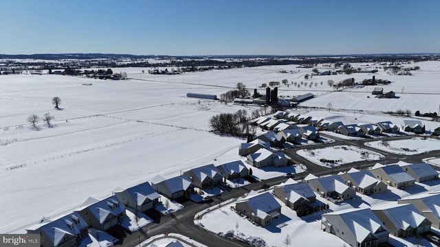 79 PLEASANT RD, Gordonville, PA 17529