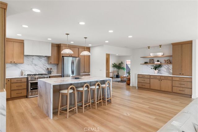 20642 Goshawk Lane, Huntington Beach, CA 92646