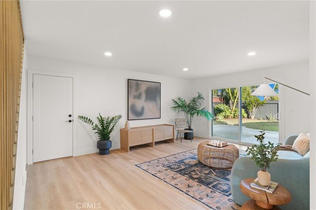 20642 Goshawk Lane, Huntington Beach, CA 92646