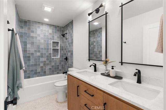 20642 Goshawk Lane, Huntington Beach, CA 92646