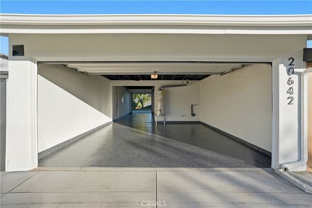 20642 Goshawk Lane, Huntington Beach, CA 92646