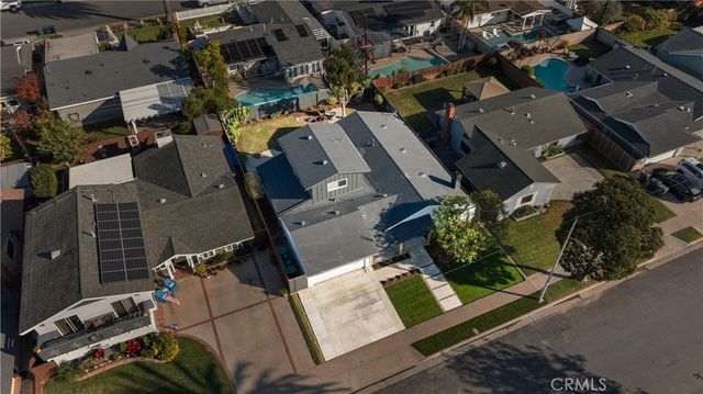 20642 Goshawk Lane, Huntington Beach, CA 92646