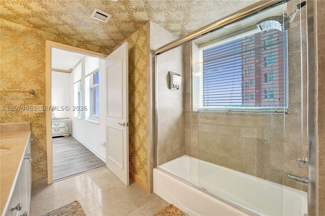 2100 N Ocean Blvd 18B, Fort Lauderdale, FL 33305