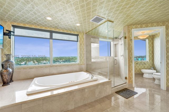 2100 N Ocean Blvd 18B, Fort Lauderdale, FL 33305