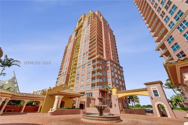 2100 N Ocean Blvd 18B, Fort Lauderdale, FL 33305