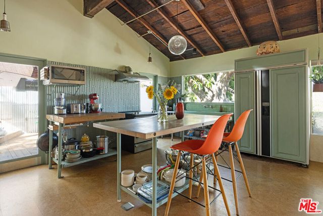 238 Furness Avenue, Los Angeles, CA 90042