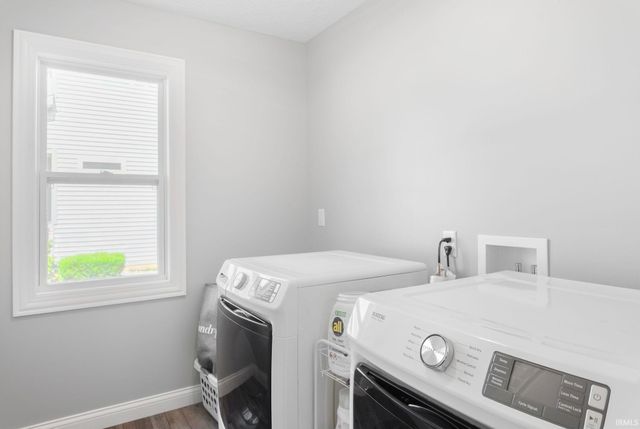 1604 Cobble Hill Drive, Osceola, IN 46561