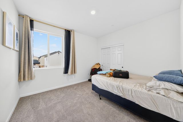 3219 E Mary Avenue, Visalia, CA 93292