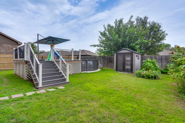 616 Cameron Way, Azle, TX 76020