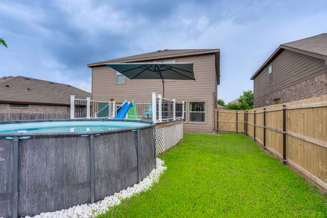 616 Cameron Way, Azle, TX 76020