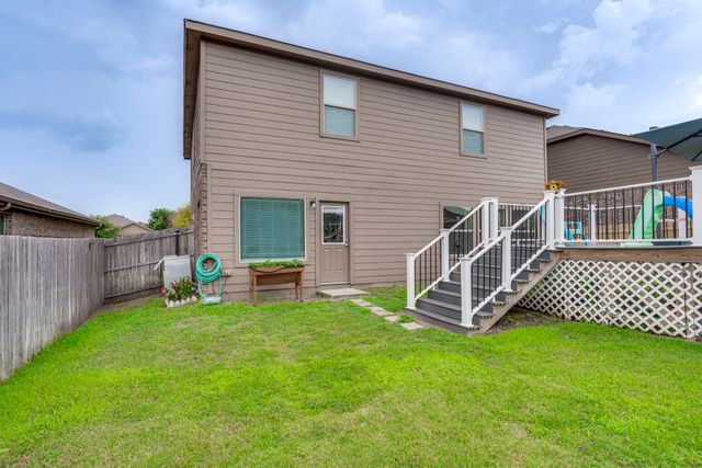 616 Cameron Way, Azle, TX 76020