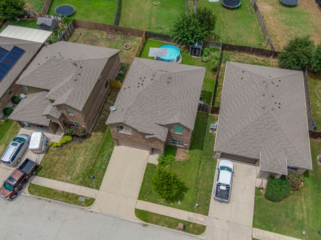 616 Cameron Way, Azle, TX 76020
