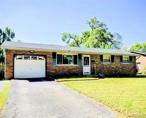 2608 Angela Drive, Granite City, IL 62040