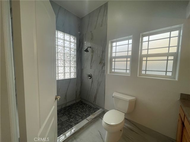 9457 Gotham, Downey, CA 90241