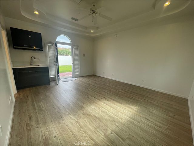 9457 Gotham, Downey, CA 90241