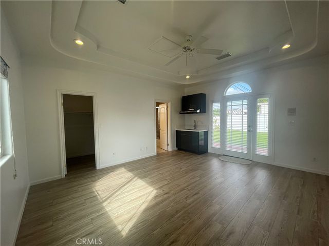 9457 Gotham, Downey, CA 90241