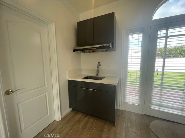 9457 Gotham, Downey, CA 90241