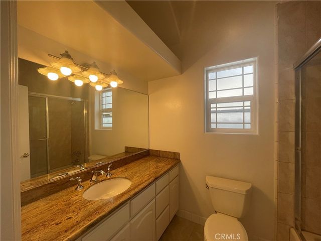 9457 Gotham, Downey, CA 90241