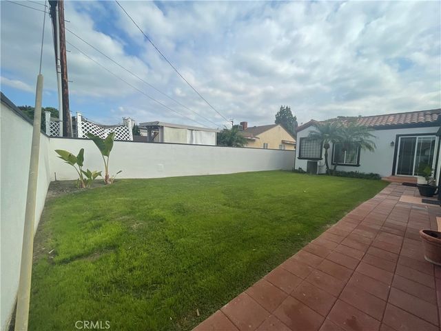 9457 Gotham, Downey, CA 90241