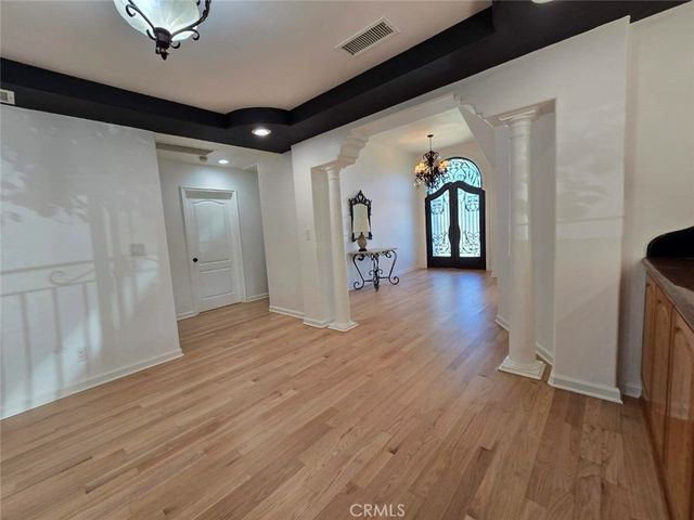 9457 Gotham, Downey, CA 90241