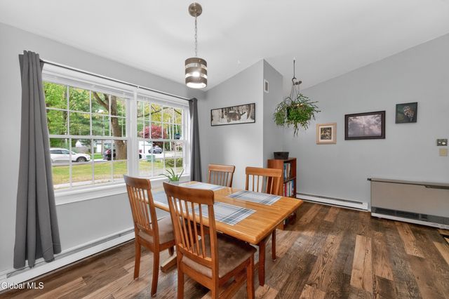 85 Wake Robin Road, Ballston Spa, NY 12020