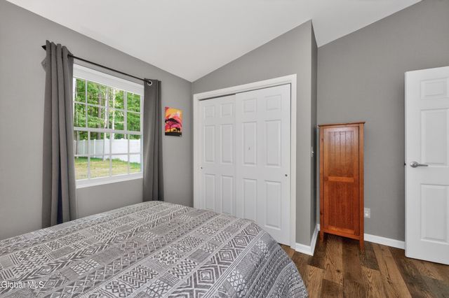 85 Wake Robin Road, Ballston Spa, NY 12020