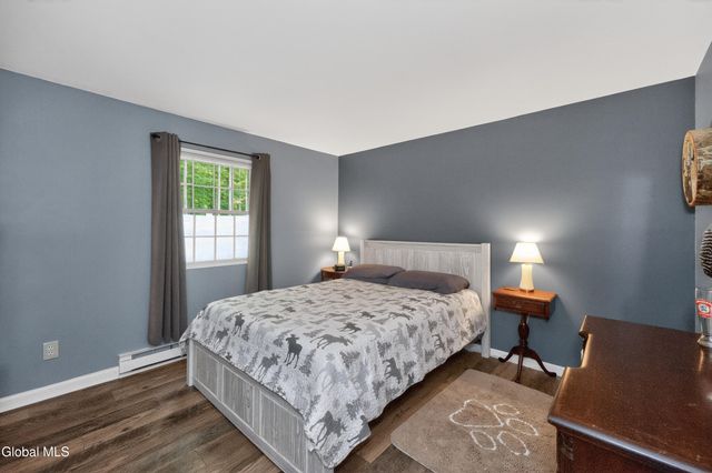 85 Wake Robin Road, Ballston Spa, NY 12020