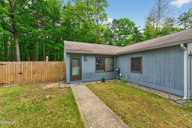 85 Wake Robin Road, Ballston Spa, NY 12020