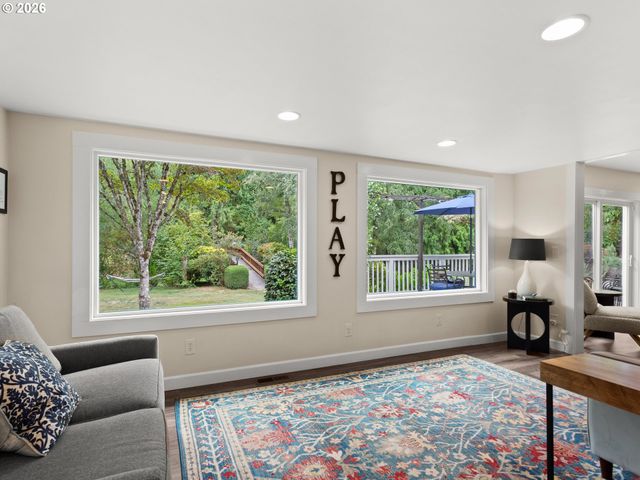 541 Se PARK Dr, Gresham, OR 97080