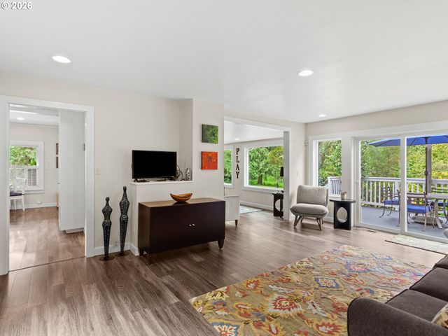 541 Se PARK Dr, Gresham, OR 97080