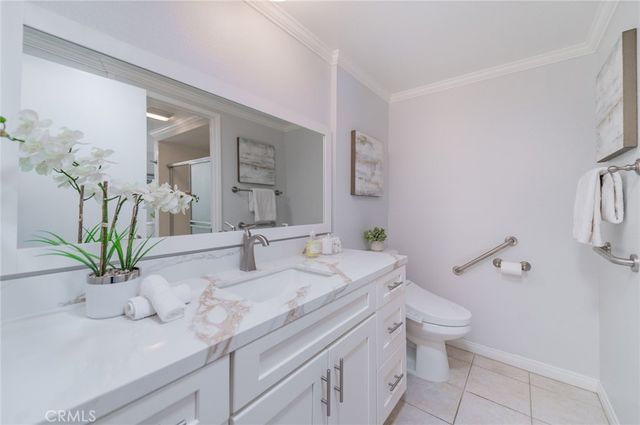 319 Avenida Carmel B, Laguna Woods, CA 92637