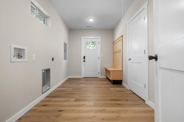 615 W Olive Street, Bolivar, MO 65613