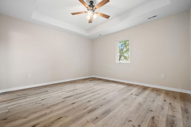 615 W Olive Street, Bolivar, MO 65613