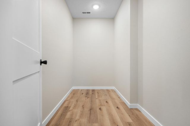 615 W Olive Street, Bolivar, MO 65613