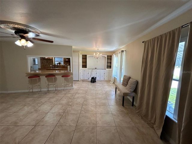 921 FAITH CIRCLE E 65, Bradenton, FL 34212