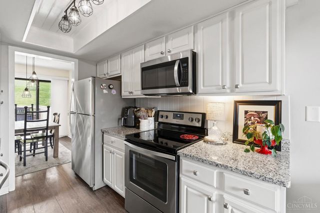 8318 Whisper Way, West Chester, OH 45069