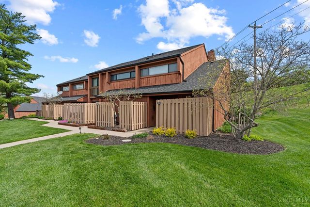 8318 Whisper Way, West Chester, OH 45069