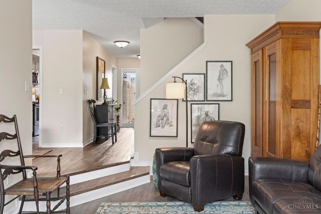 8318 Whisper Way, West Chester, OH 45069