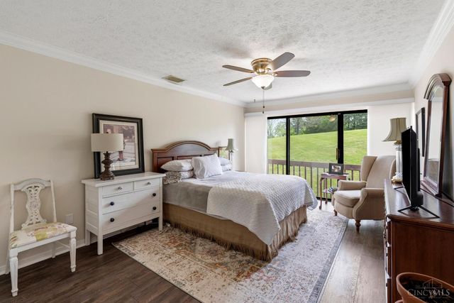 8318 Whisper Way, West Chester, OH 45069