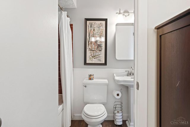 8318 Whisper Way, West Chester, OH 45069