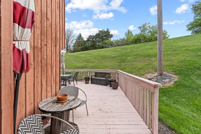 8318 Whisper Way, West Chester, OH 45069