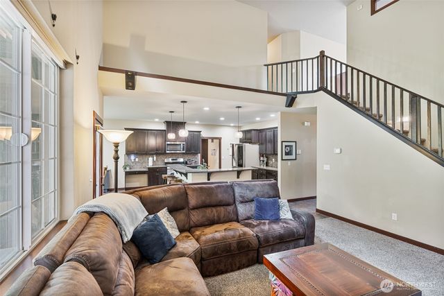 4041 61st Court SW, Olympia, WA 98512