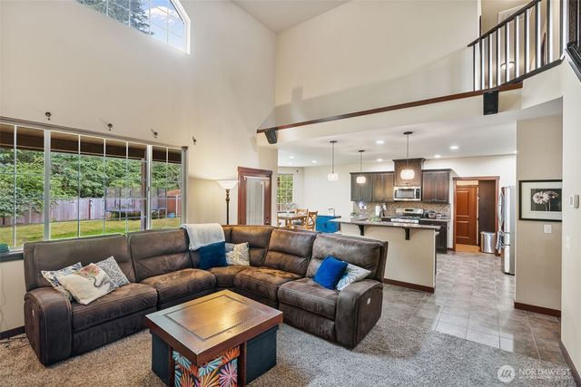 4041 61st Court SW, Olympia, WA 98512