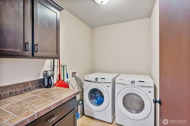 4041 61st Court SW, Olympia, WA 98512