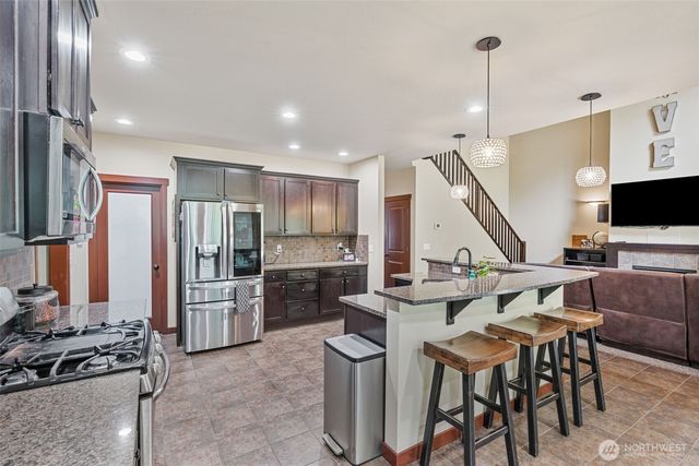 4041 61st Court SW, Olympia, WA 98512