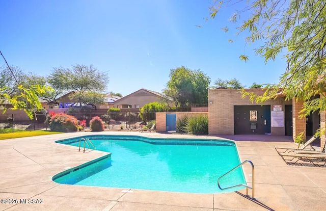 10379 E Ravenswood Street, Tucson, AZ 85747