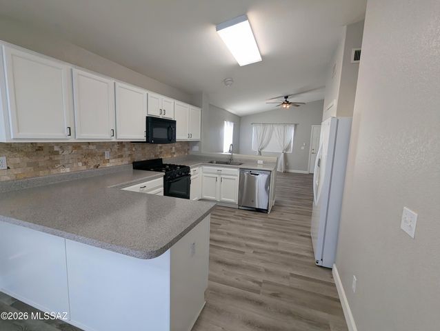 10379 E Ravenswood Street, Tucson, AZ 85747